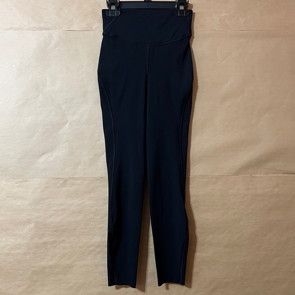 Lululemon | Base Pace High-Rise Tight 25" Leggings Nulux Black Size 2 - Picture 1 of 10